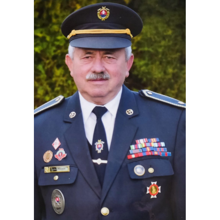 Blahoželanie jubilantovi Júliusovi  Molnárovi