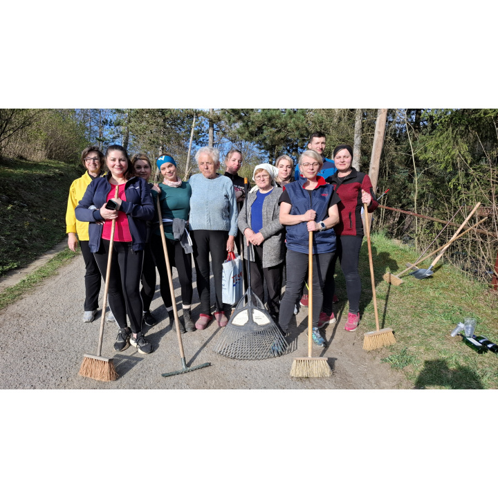 Členovia miestneho spolku SČK v piatok 24.4.2025 brigádovali