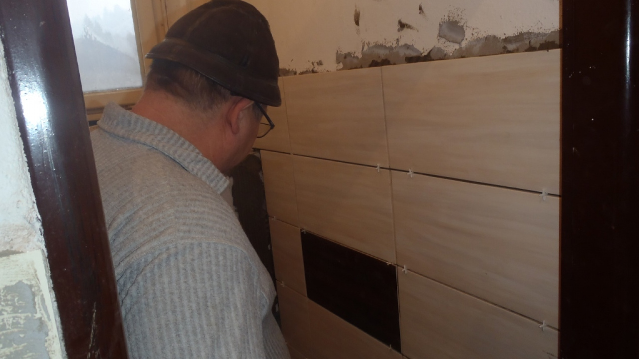 Foto: Brigáda na úprave  cesty v časti  Hore Pucovým 25.2.2023