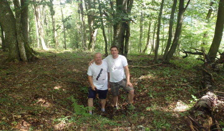 Fotky-Hostovice pietna spomienka na obete 1. sv. vojny