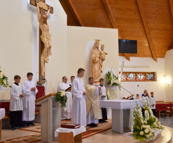 Aktuality / Slávnostná svätá omša na počesť 30. výročia vysvätenia nášho Božieho chrámu - foto