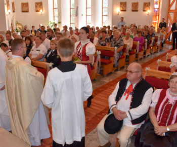 Aktuality / Slávnostná svätá omša na počesť 30. výročia vysvätenia nášho Božieho chrámu - foto