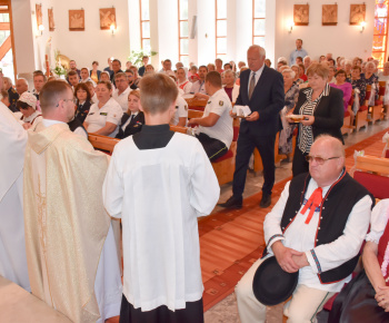 Aktuality / Slávnostná svätá omša na počesť 30. výročia vysvätenia nášho Božieho chrámu - foto