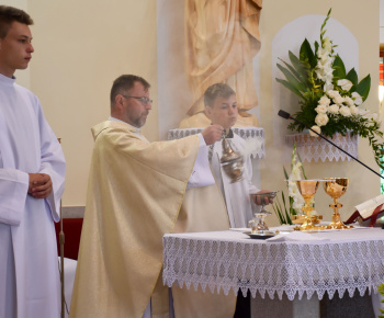 Aktuality / Slávnostná svätá omša na počesť 30. výročia vysvätenia nášho Božieho chrámu - foto