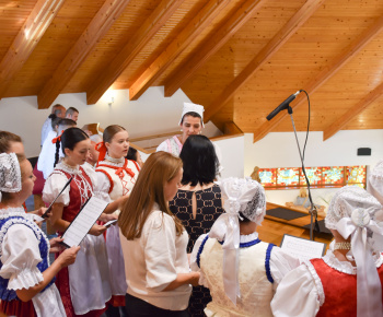 Aktuality / Slávnostná svätá omša na počesť 30. výročia vysvätenia nášho Božieho chrámu - foto
