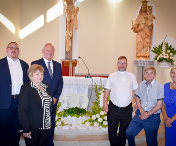 Aktuality / Slávnostná svätá omša na počesť 30. výročia vysvätenia nášho Božieho chrámu - foto