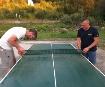 Aktuality / Vážení občania, mládež a deti -  príďte si zahrať do parku stolný tenis - foto