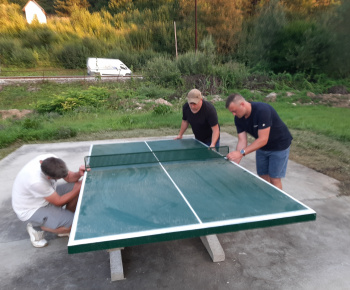 Aktuality / Vážení občania, mládež a deti -  príďte si zahrať do parku stolný tenis - foto