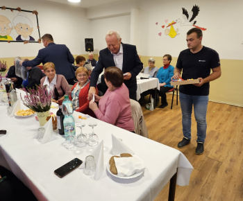 Aktuality / Privítanie detí do života a stretnutie s občanmi nad 70 rokov - foto
