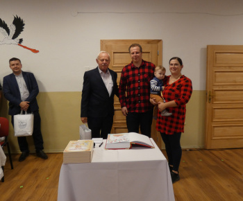 Aktuality / Privítanie detí do života a stretnutie s občanmi nad 70 rokov - foto