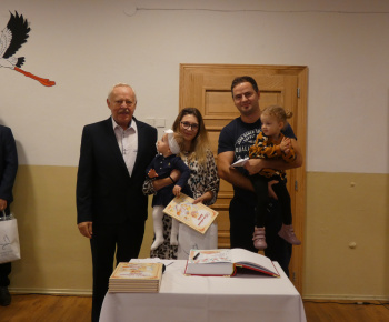 Aktuality / Privítanie detí do života a stretnutie s občanmi nad 70 rokov - foto