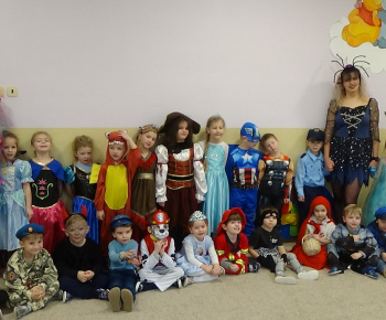 Aktuality / Deti z materskej školy Zvedavá Lienka  mali dnes karneval - 7.2.2024 - video