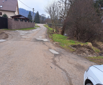 Aktuality / Úprava miestnych komunikácií - foto
