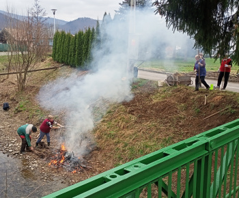 Aktuality / Brigáda pri našom kostole - foto