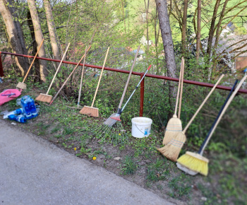 Aktuality / Členovia miestneho spolku SČK brigádovali  - foto