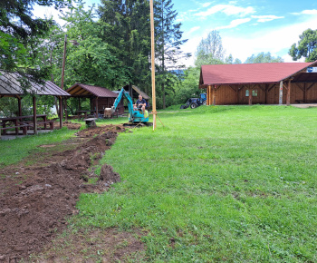 Aktuality / Výstavba vodovodnej prípojky ku kultúrno-spoločenskému stánku - foto