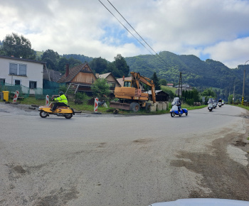 Aktuality / Aj našou obcou prešli historické motorky a mopedy - foto