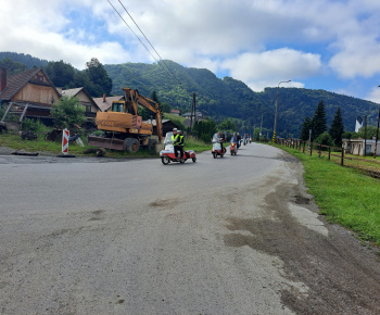 Aktuality / Aj našou obcou prešli historické motorky a mopedy - foto