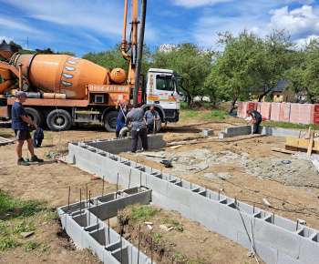 Aktuality / Prístavba materskej školy v obci Medzibrodie nad Oravou  Kód projektu: 06R01-20-V02-00239 - foto