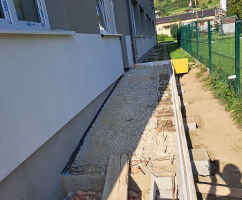 Aktuality / Prístavba materskej školy v obci Medzibrodie nad Oravou  Kód projektu: 06R01-20-V02-00239 - foto