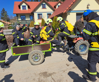 Aktuality / Lesný požiar v Matlákove - foto
