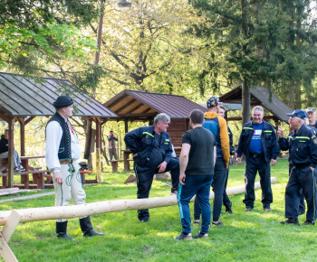 Aktuality / Stavanie mája v Medzibrodí nad Oravou - 30.4.2025 - video
