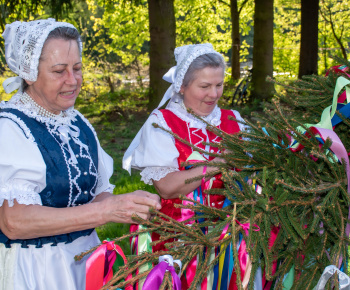 Aktuality / Stavanie mája v Medzibrodí nad Oravou - 30.4.2025 - video