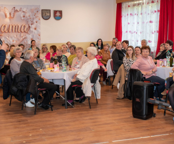 Aktuality / Pozrite si fotky z oslavy  dňa matiek - foto