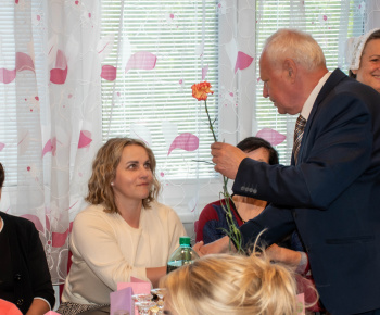 Aktuality / Pozrite si fotky z oslavy  dňa matiek - foto