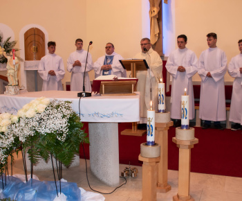 Aktuality / Odpustová slávnosť na počesť Panny Márie - pomocnice kresťanov - foto
