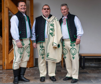 Aktuality / Fotky po odpustovej slávnosti na  počesť Panny Márie - pomocnice kresťanov - foto