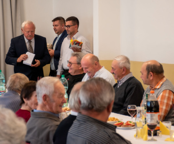 Aktuality / Pozrite si fotky s kultúrneho programu v Medzibrodí nad Oravou - Október Mesiac úcty k staršíms - foto