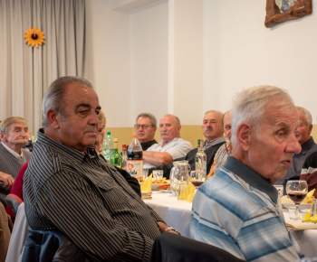 Aktuality / Pozrite si fotky s kultúrneho programu v Medzibrodí nad Oravou - Október Mesiac úcty k staršíms - foto
