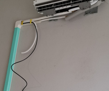 Aktuality / Obec zabezpečila dodávku a montáž vykurovania našej hasičskej zbrojnice - foto