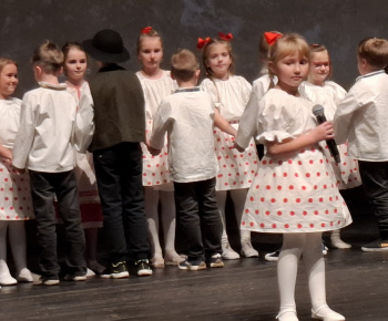 Aktuality / Základná škola V Dolnom Kubíne - Kňažia oslávila 60 rokov - foto