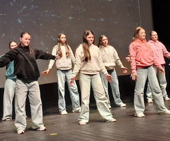 Aktuality / Základná škola V Dolnom Kubíne - Kňažia oslávila 60 rokov - foto