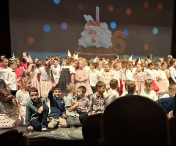 Aktuality / Základná škola V Dolnom Kubíne - Kňažia oslávila 60 rokov - foto