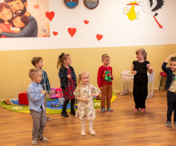 Aktuality / Privítanie novonarodených detí do života - foto