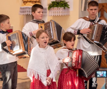 Aktuality / Pozrite si fotky z Jasličkovej pobožnosti 25.12.2025 - foto