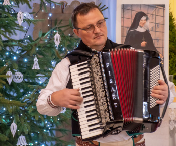 Aktuality / Pozrite si fotky z Jasličkovej pobožnosti 25.12.2025 - foto