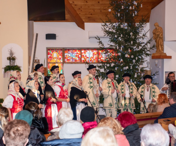 Aktuality / Pozrite si fotky z Jasličkovej pobožnosti 25.12.2025 - foto