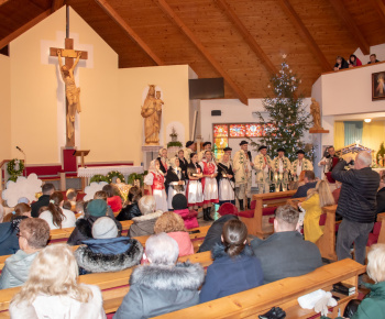 Aktuality / Pozrite si fotky z Jasličkovej pobožnosti 25.12.2025 - foto