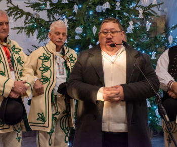 Aktuality / Pozrite si fotky z Jasličkovej pobožnosti 25.12.2025 - foto