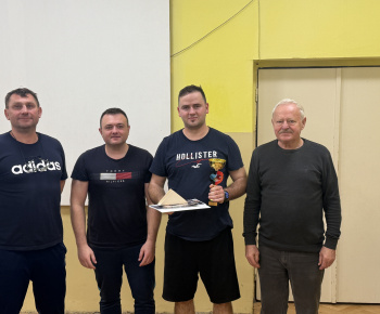 Aktuality / IV ročník turnaja v stolnom tenise o Pohár starostu obce 26.12.2025 - foto