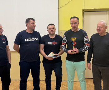 Aktuality / IV ročník turnaja v stolnom tenise o Pohár starostu obce 26.12.2025 - foto