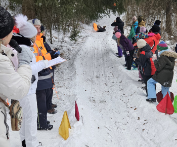 Aktuality / Preteky v sánkovaní pre deti a mládež na Lažteku v Medzibrodí n/Or. - 6.1.2026 - video