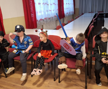 Aktuality / Fašiangový ples v našej materskej škole Zvedavá Lienka - 13.2.2026 - video