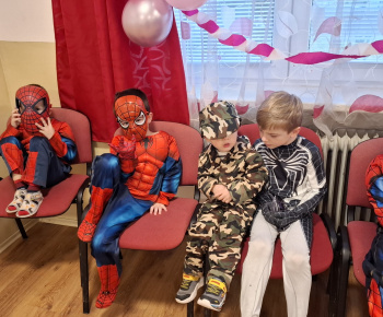 Aktuality / Fašiangový ples v našej materskej škole Zvedavá Lienka - 13.2.2026 - video