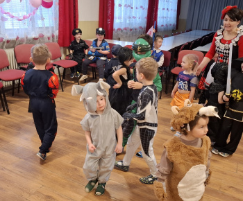 Aktuality / Fašiangový ples v našej materskej škole Zvedavá Lienka - 13.2.2026 - video