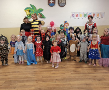 Aktuality / Fašiangový ples v našej materskej škole Zvedavá Lienka - 13.2.2026 - video